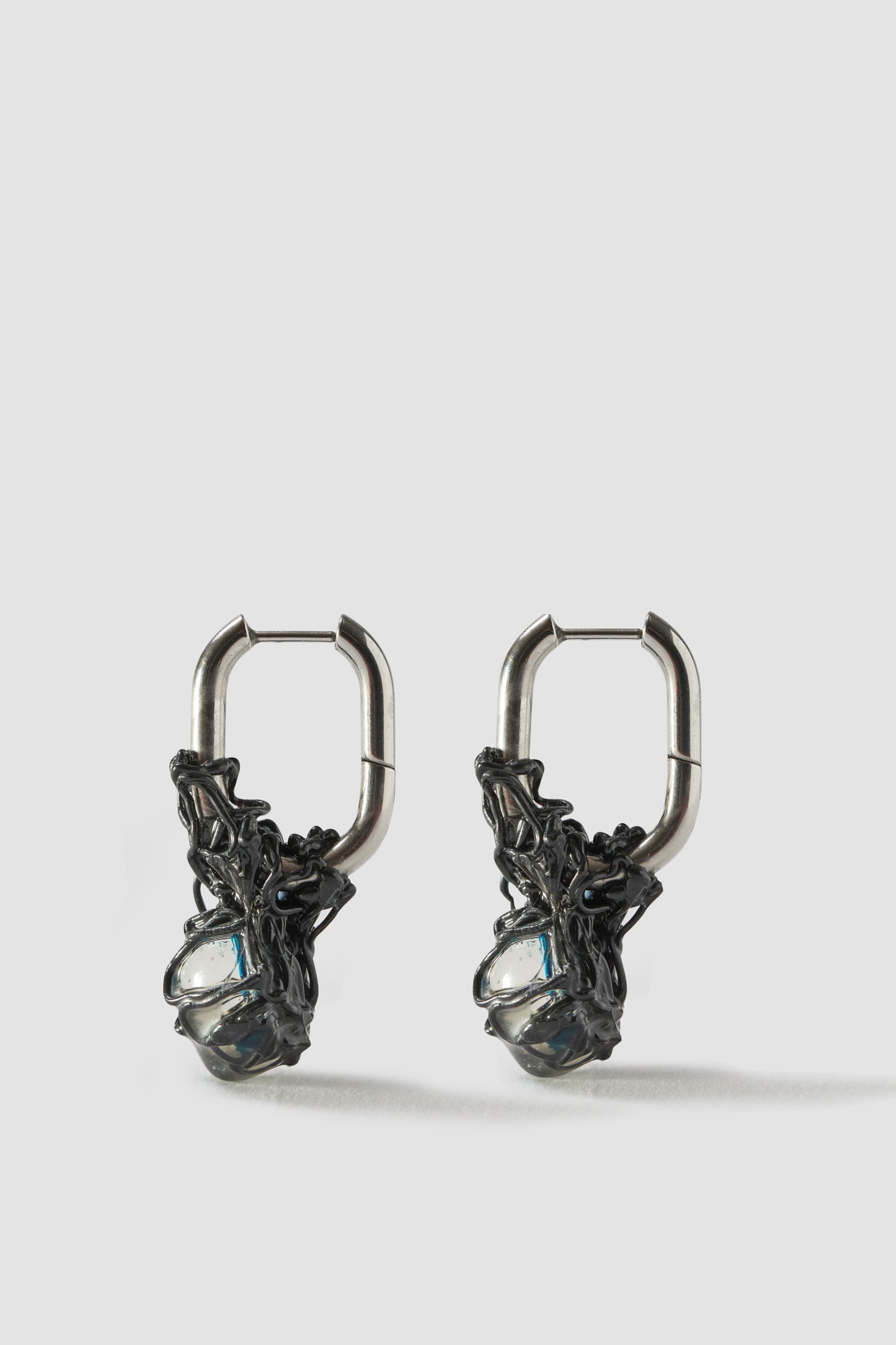 LOOP EARRING