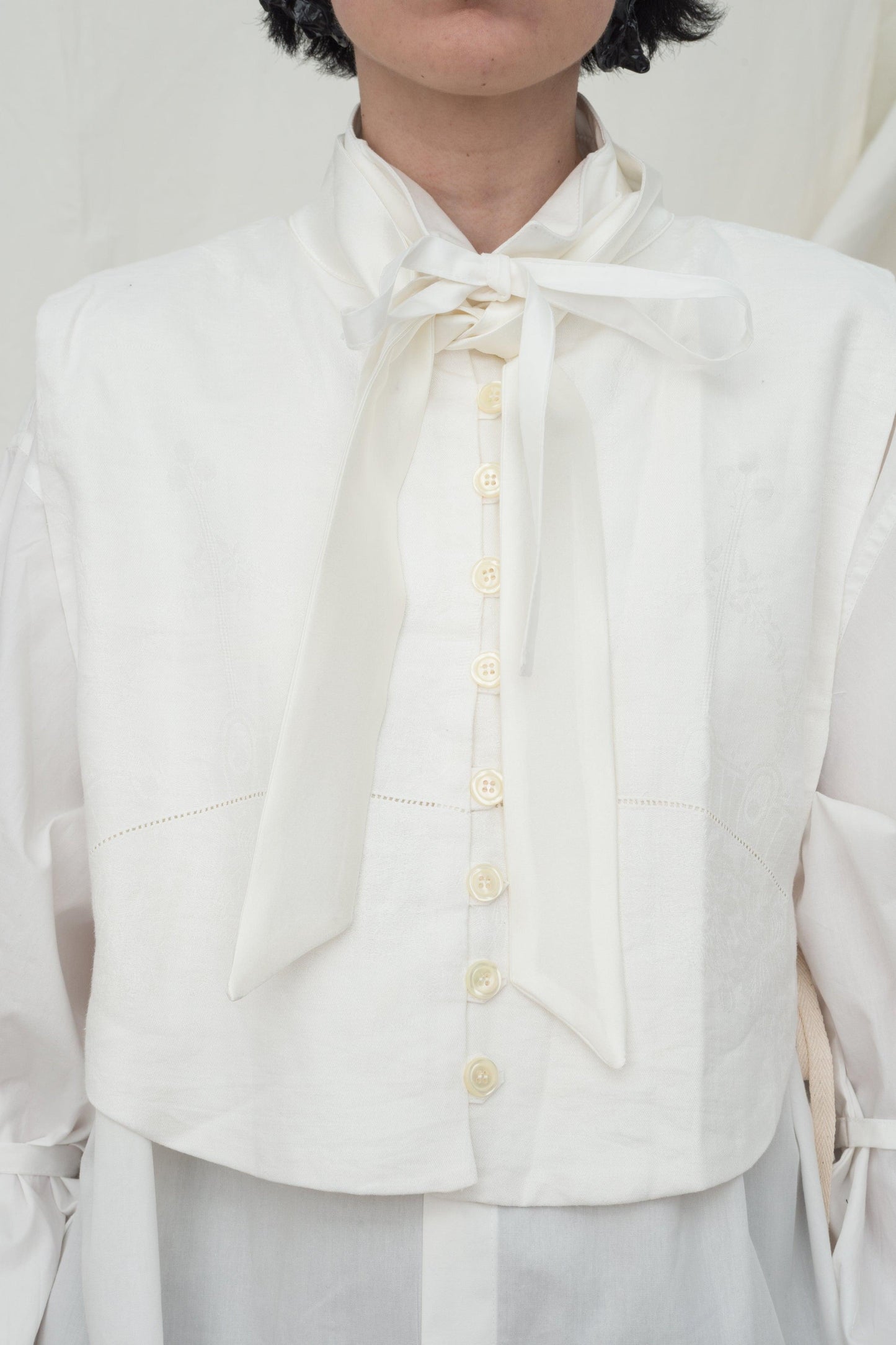 LEHENGUSU VEST OLD SERVIETTE