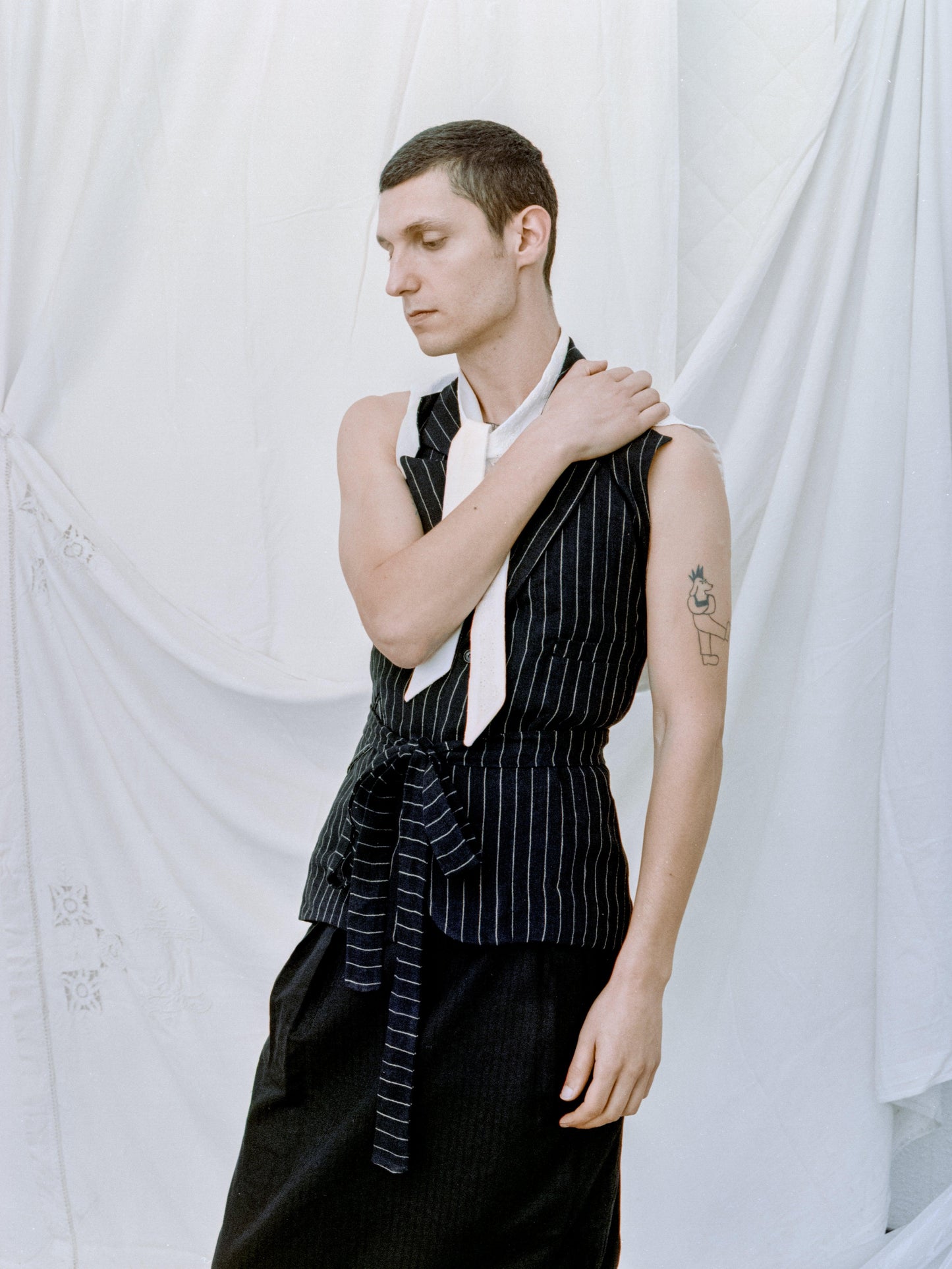 CHALECO AITA RAYAS NEGRAS