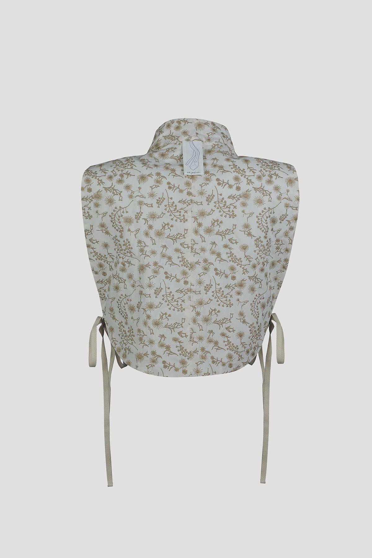 LEHENGUSU VEST BEIGE FLOWERS - BIAAF LAB