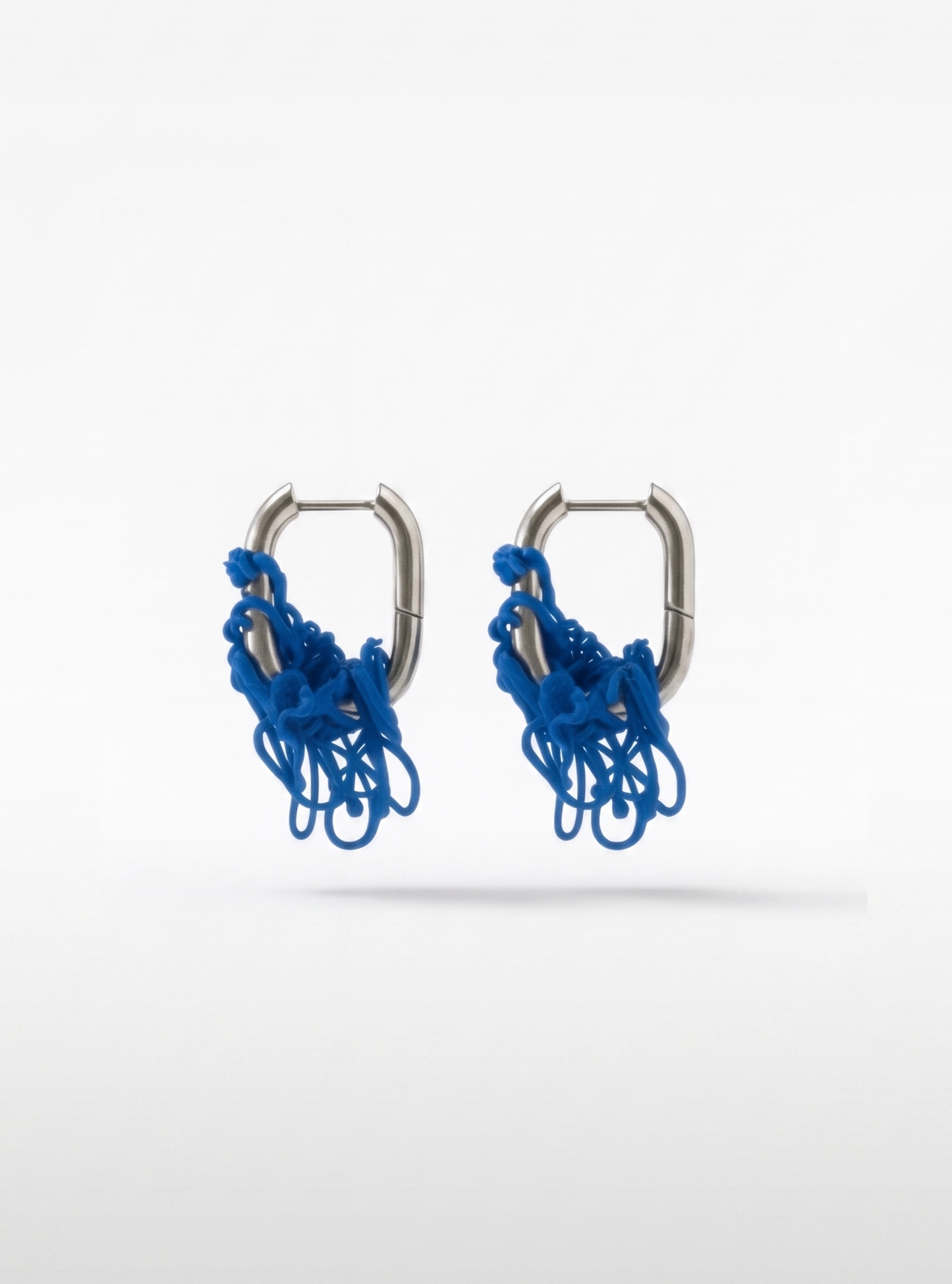 LOOP EARRING