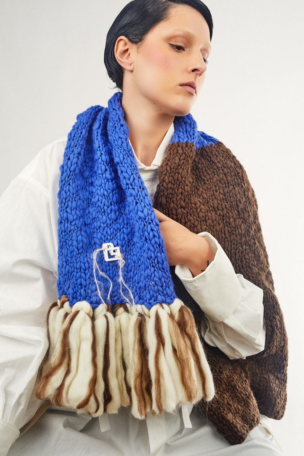 LE BLOCK SCARF CHOCOLATE ELECTRIC BLUE - BIAAF LAB